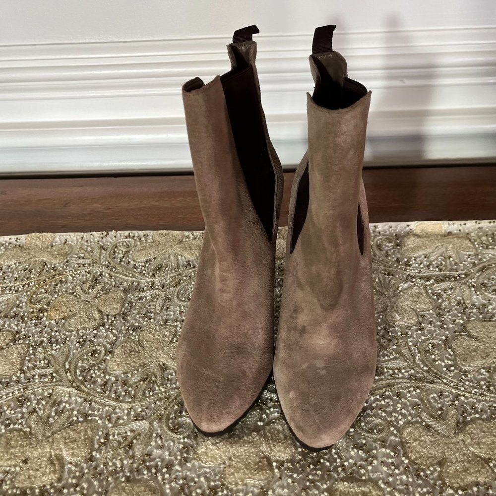 RALPH LAUREN BROWN SUEDE MYLAH CHELSEA PULL ON ANKLE BOOTS W/HEEL - 7.5 - NEW - Picture 6 of 9